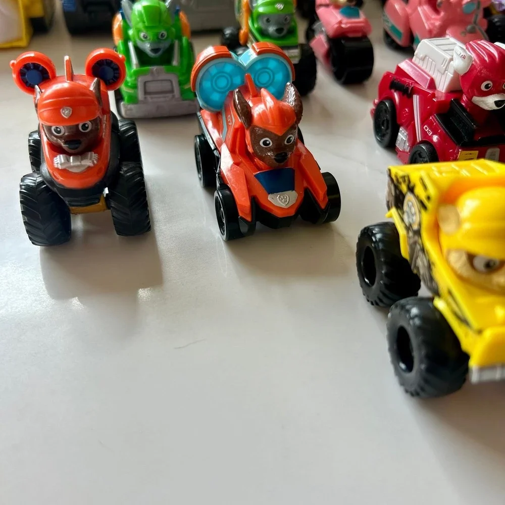 Large Paw Patrol Die Cast Car Lot (21 items) Chase, Marshall, Skye, Rubble